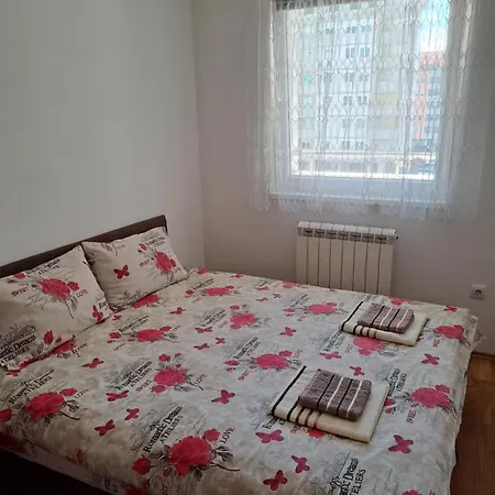 Stan Na Dan Nevena Apartamento Lukavica