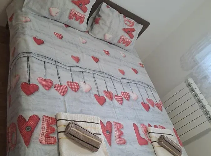 Апартаменты Stan Na Dan Nevena Lukavica